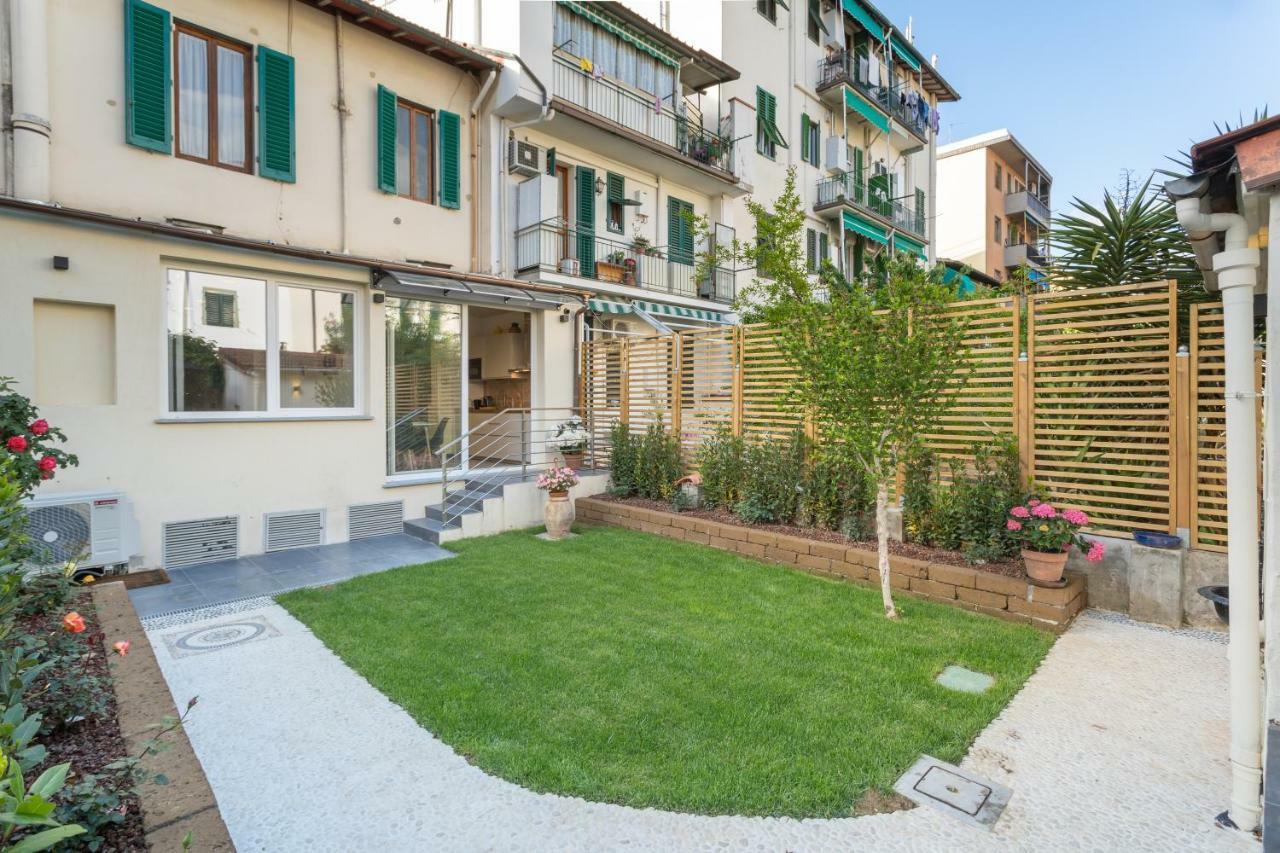 Le Stanze Di Carla! Bagno Privato, Cucina In Comune Florens Exteriör bild